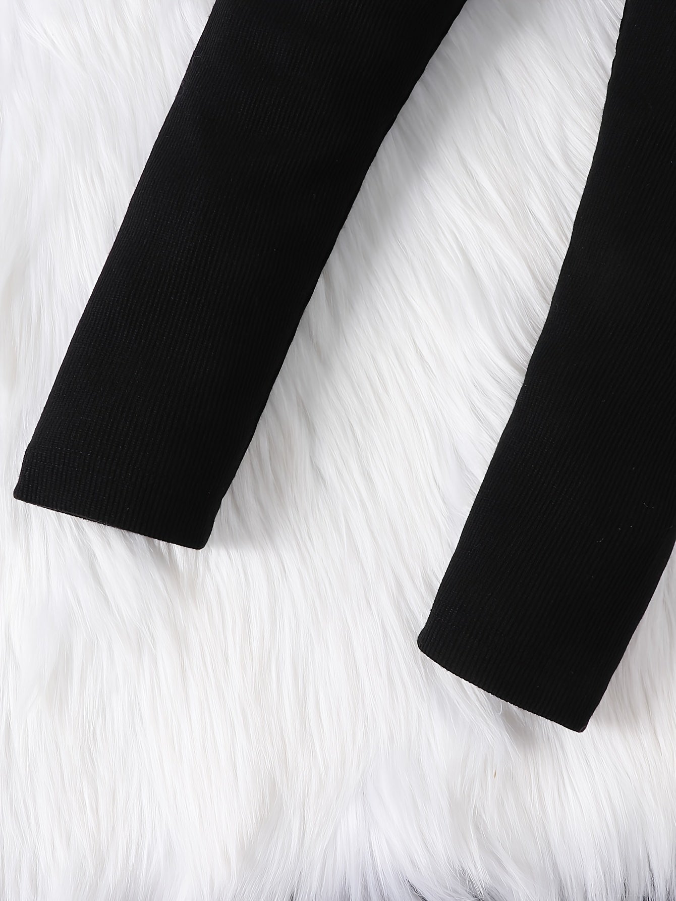 Trio Elegante – Conjunto de Malha Confortável e Calças