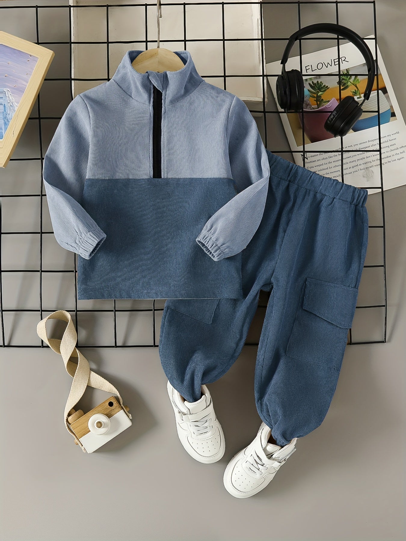 Conjunto em Cotelê – Sweatshirt com Fecho & Calças com Cintura Elástica