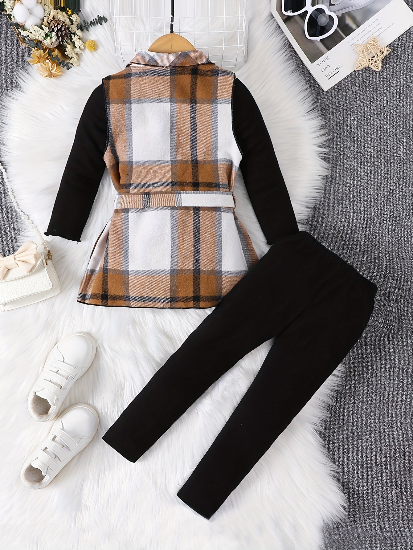 Trio Elegante – Conjunto de Malha Confortável e Calças