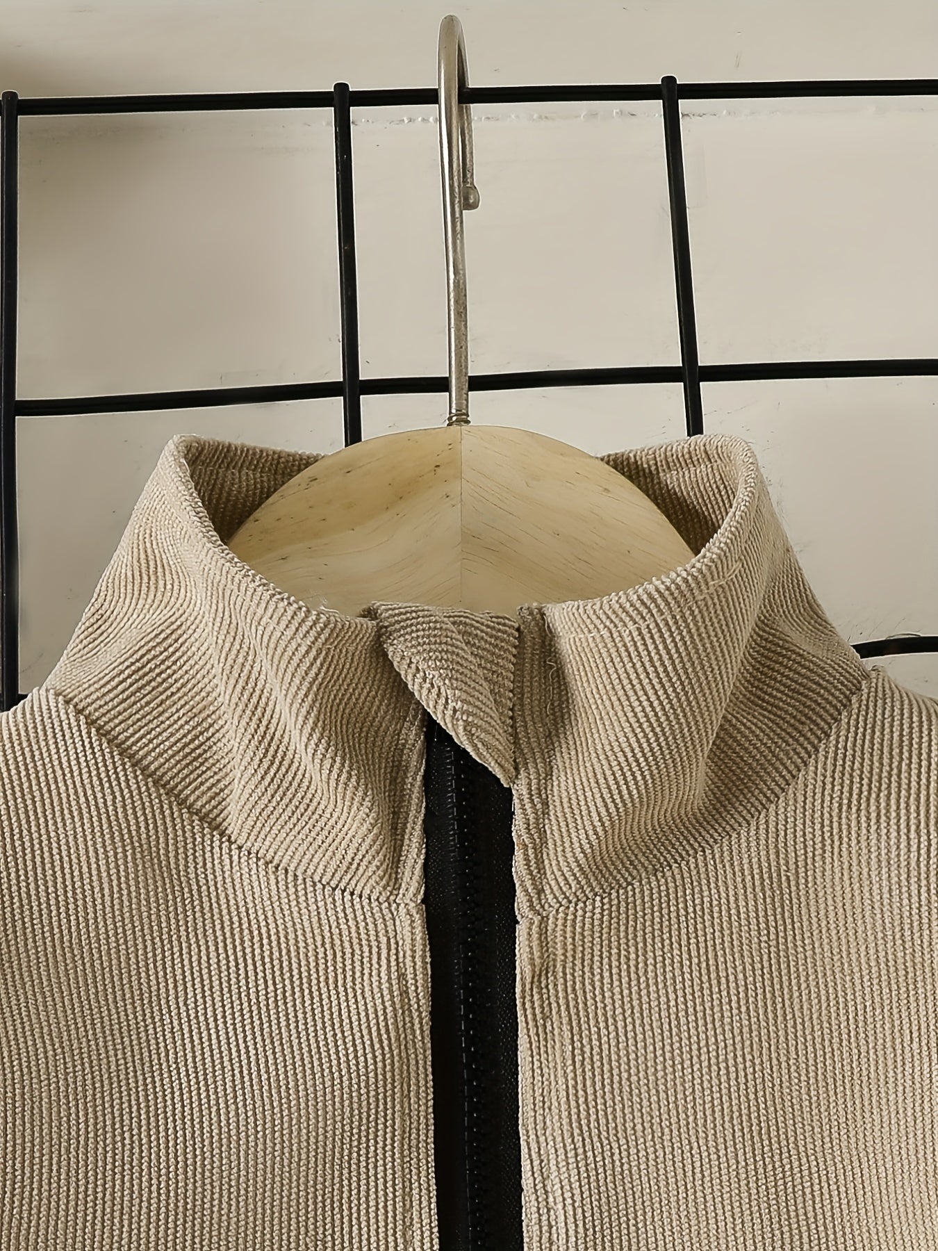 Conjunto em Cotelê – Sweatshirt com Fecho & Calças com Cintura Elástica